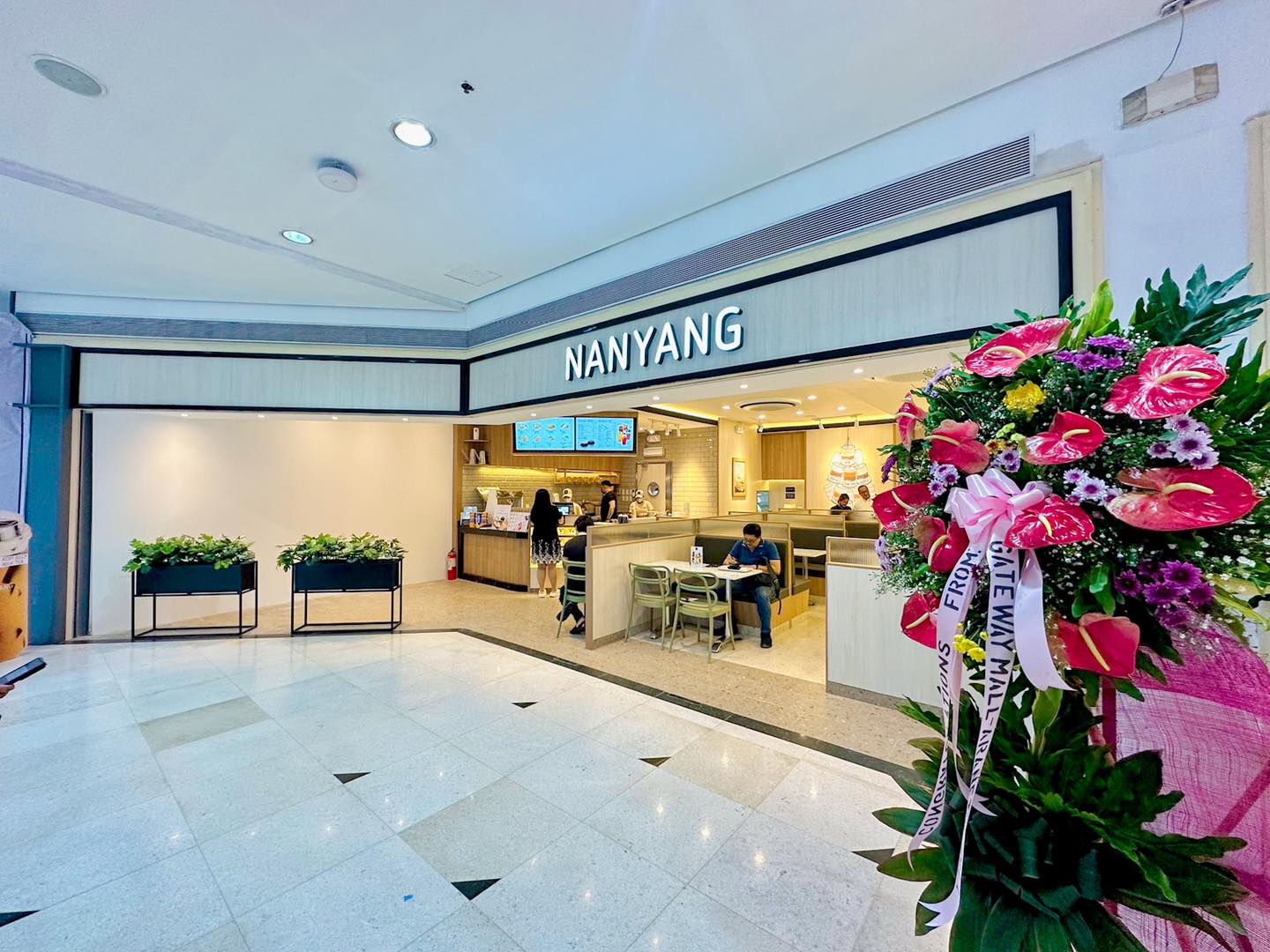 Nanyang brings Singaporean flavors to Gateway Mall